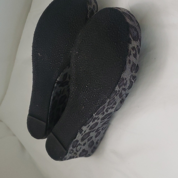 Leopard Sparkly Platform Slide Sandals - Picture 5 of 5